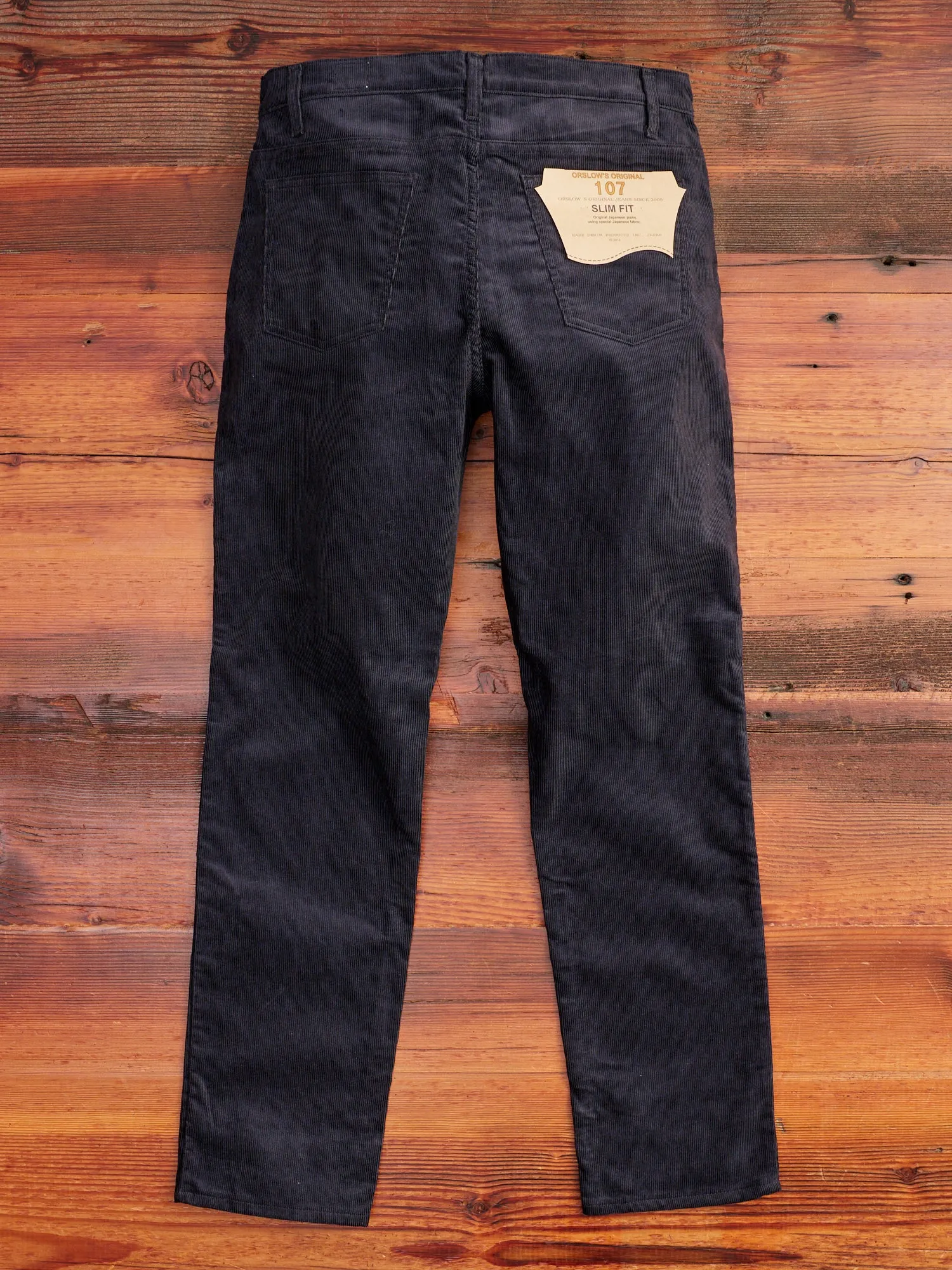 107 Ivy Fit Corduroy Pants in Navy