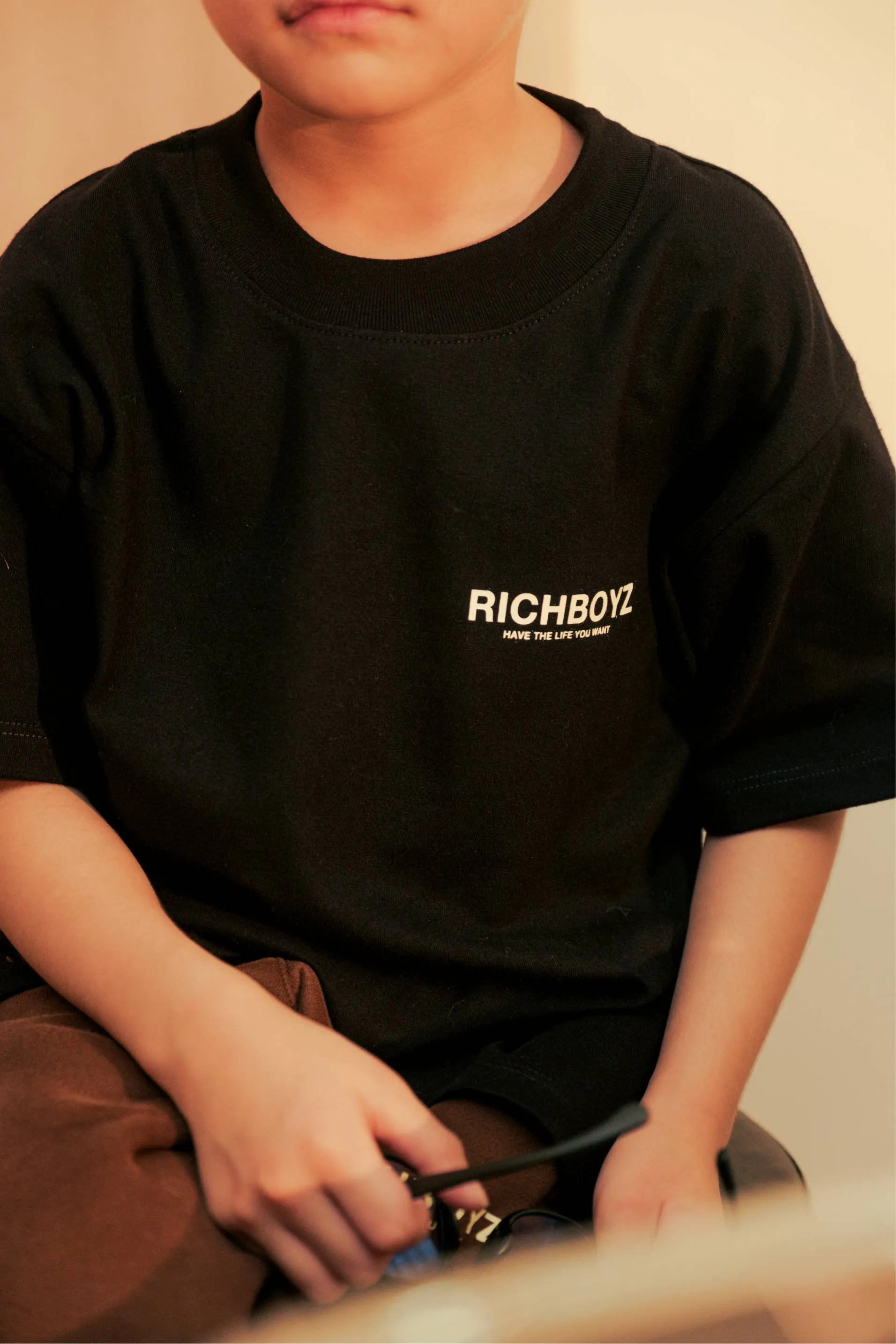 KIDZ RELAXED DROP SHOULDER TEE - CLASSIC BLACK