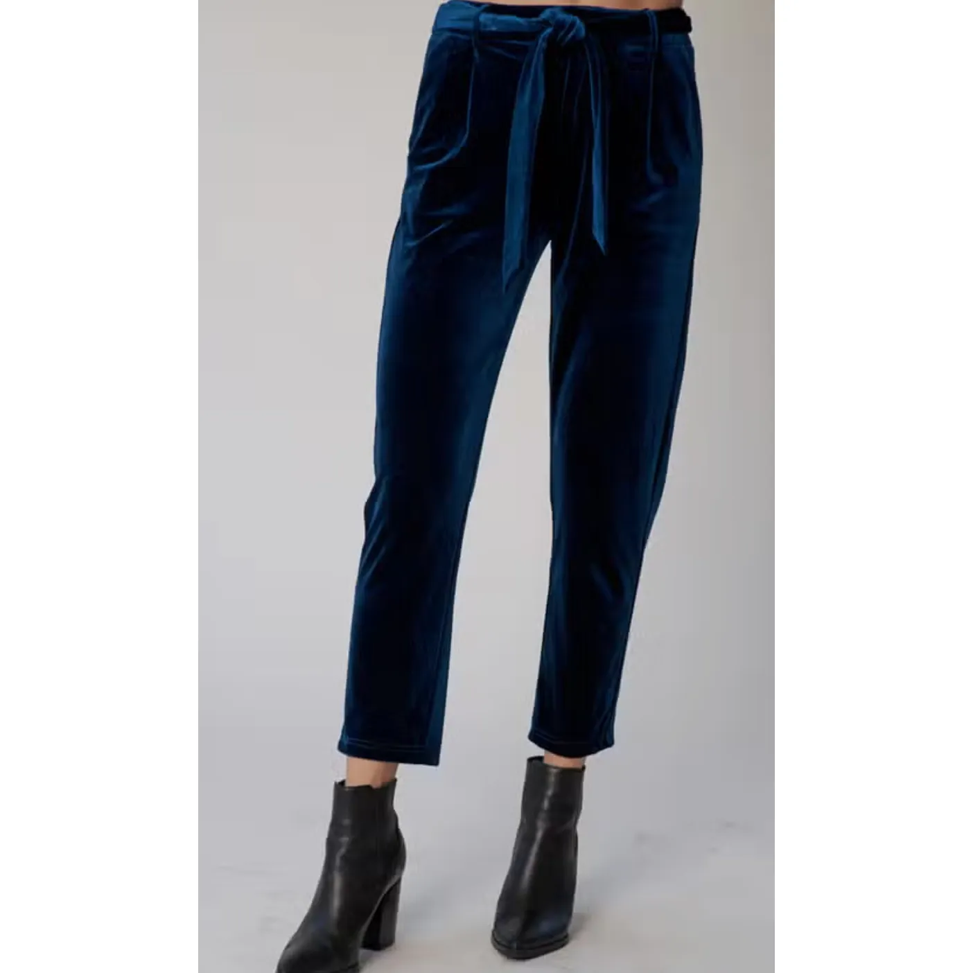 The Midnight Navy Velvet Cropped Pants